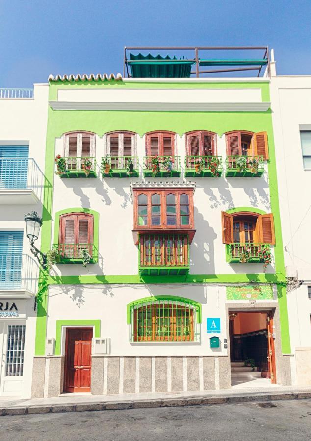 Charming Nerja Hostel Eksteriør bilde